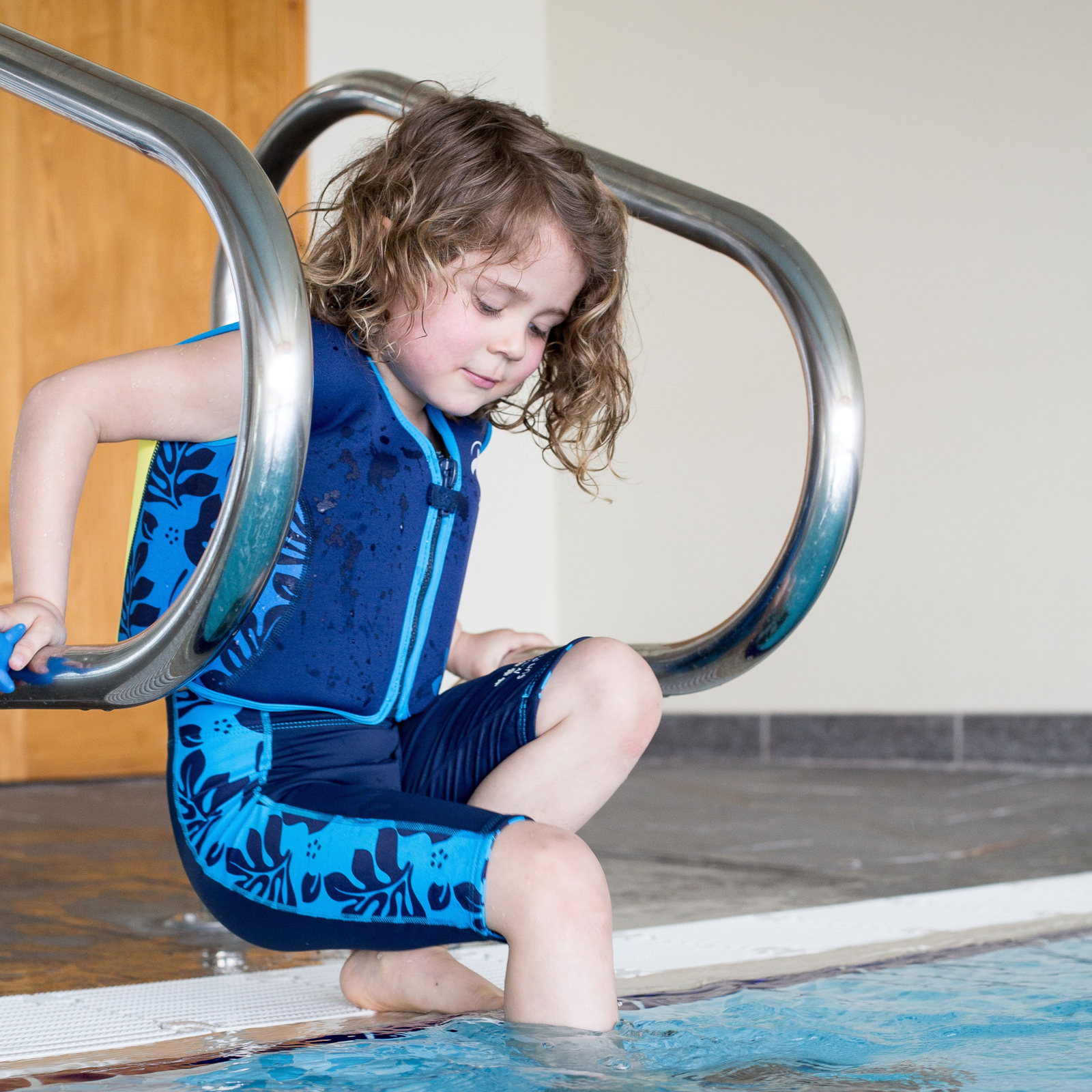 konfidence-kinder-schwimmweste-navyblau-palme-4-5-jahre-11-kj14-b-05-AISI KONFIDENCE Veste de natation pour l'enfant navy palmier, 4-5 ans