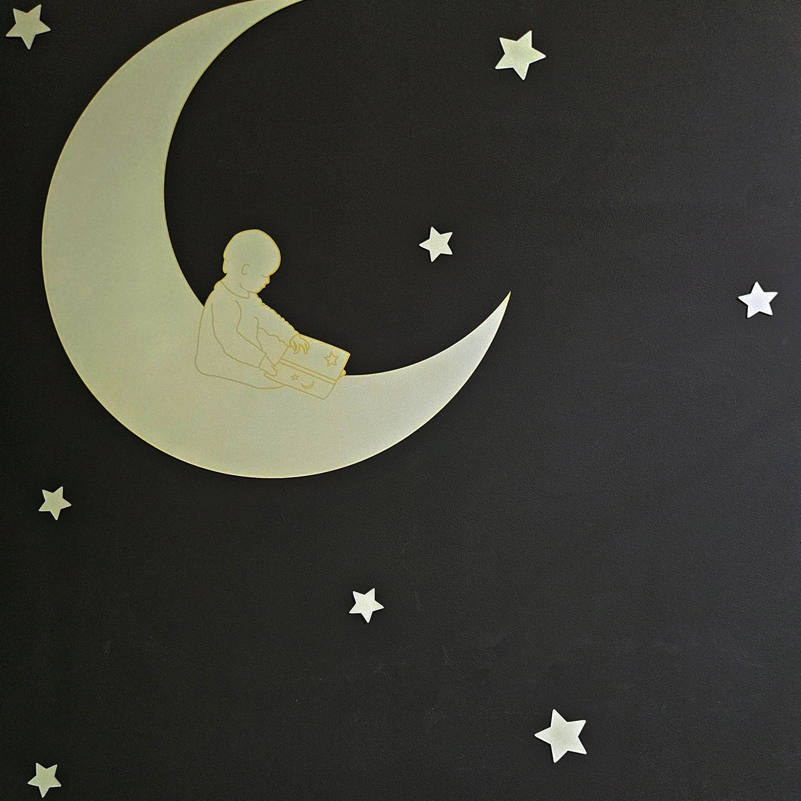 VALENTINES FOREST Magnetischer Mond und Sterne