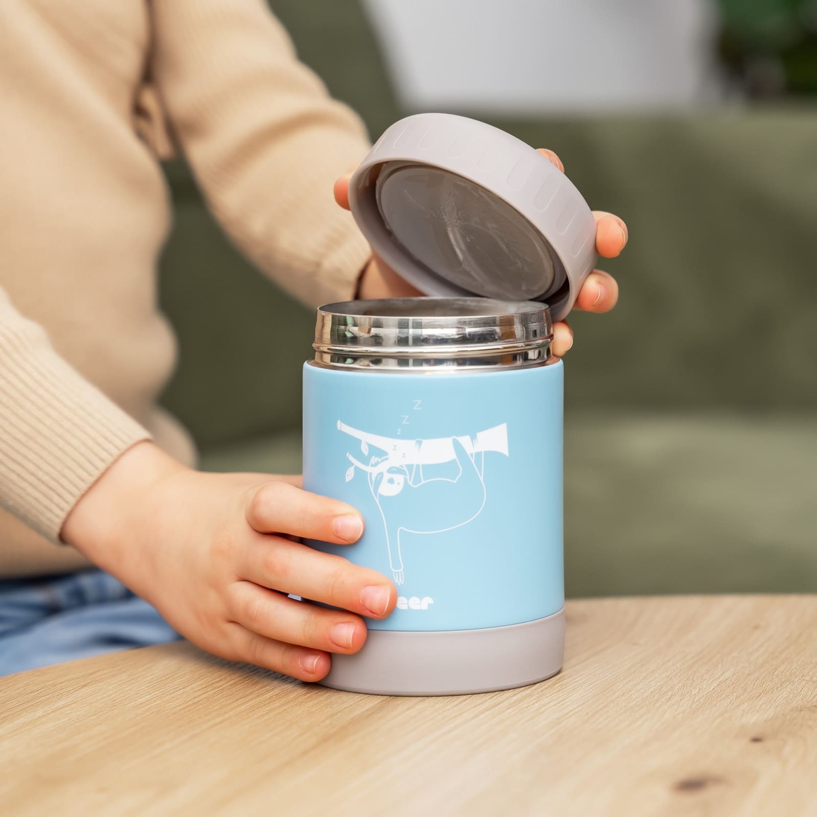 REER ColourDesign Edelstahl-Warmhaltebox blau 300ml REER ColourDesign Edelstahl-Warmhaltebox blau 300ml